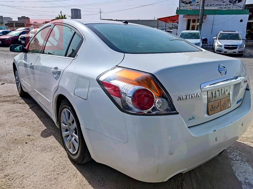 Nissan Altima